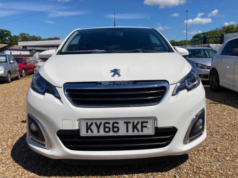 PEUGEOT 108