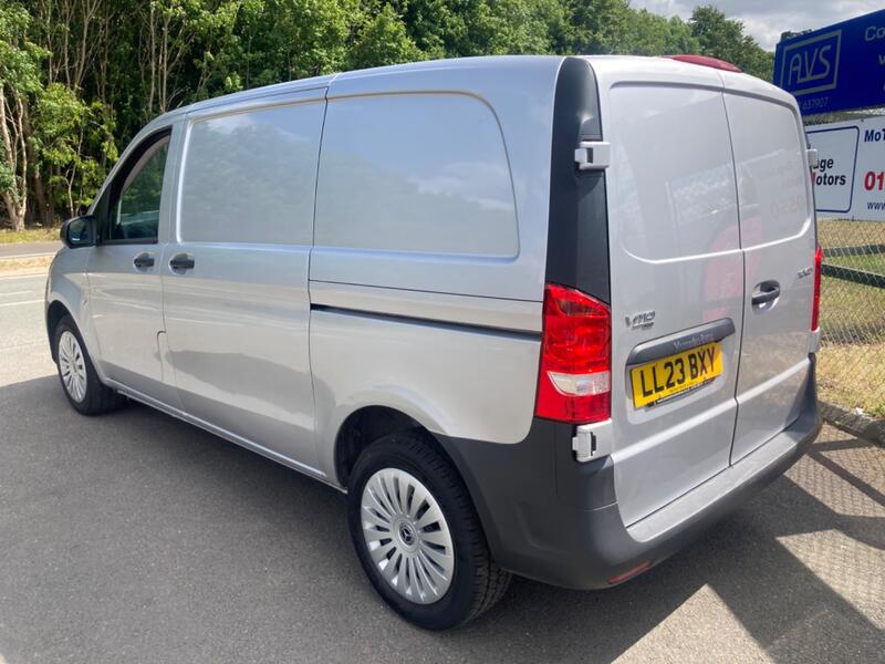 MERCEDES-BENZ VITO