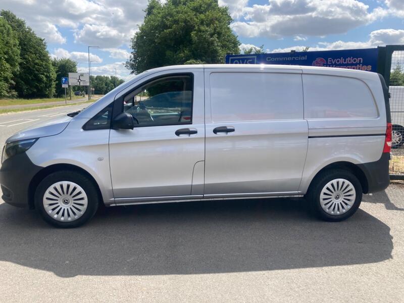 MERCEDES-BENZ VITO