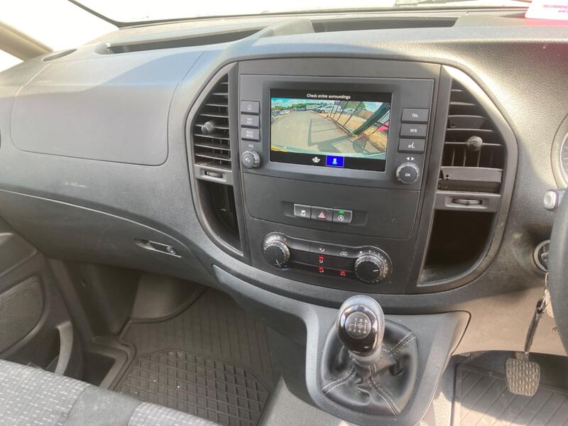 MERCEDES-BENZ VITO
