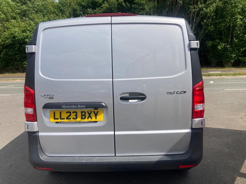 MERCEDES-BENZ VITO