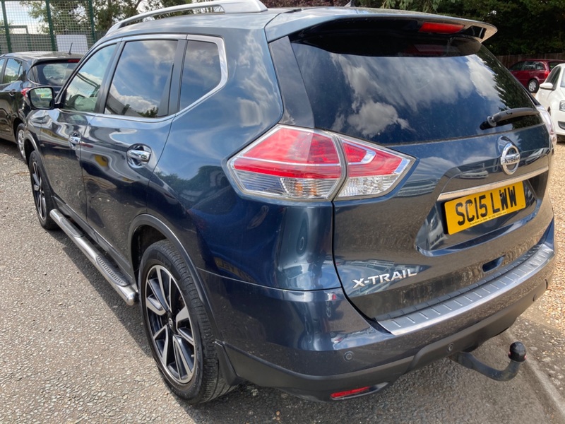 NISSAN X-TRAIL